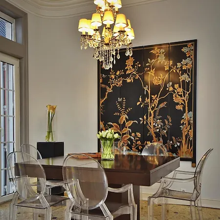 Lapa 82 Bed & Breakfast 4*
