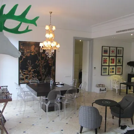 ベッド・アンド・ブレックファスト Lapa 82 リスボン