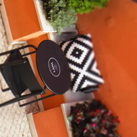 Lapa 82 Bed and Breakfast 4*