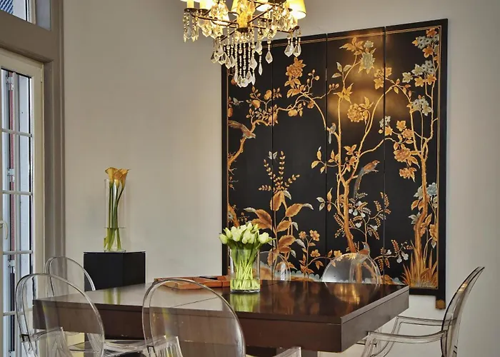 Lapa 82 Bed & Breakfast 3*